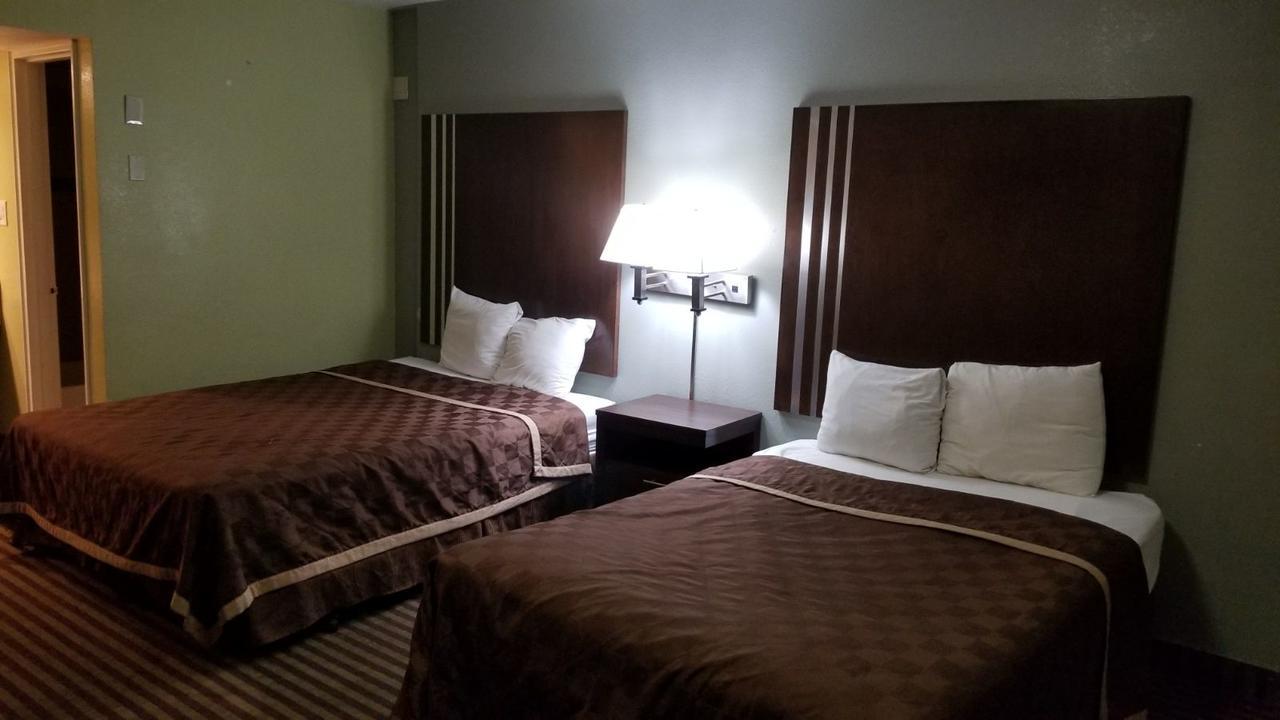 Simple Rewards Inn Roswell Extérieur photo