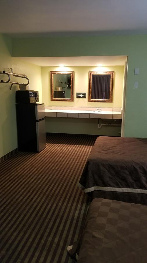 Simple Rewards Inn Roswell Extérieur photo